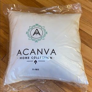 THROW PILLOW(NEW IN PACKAGING)